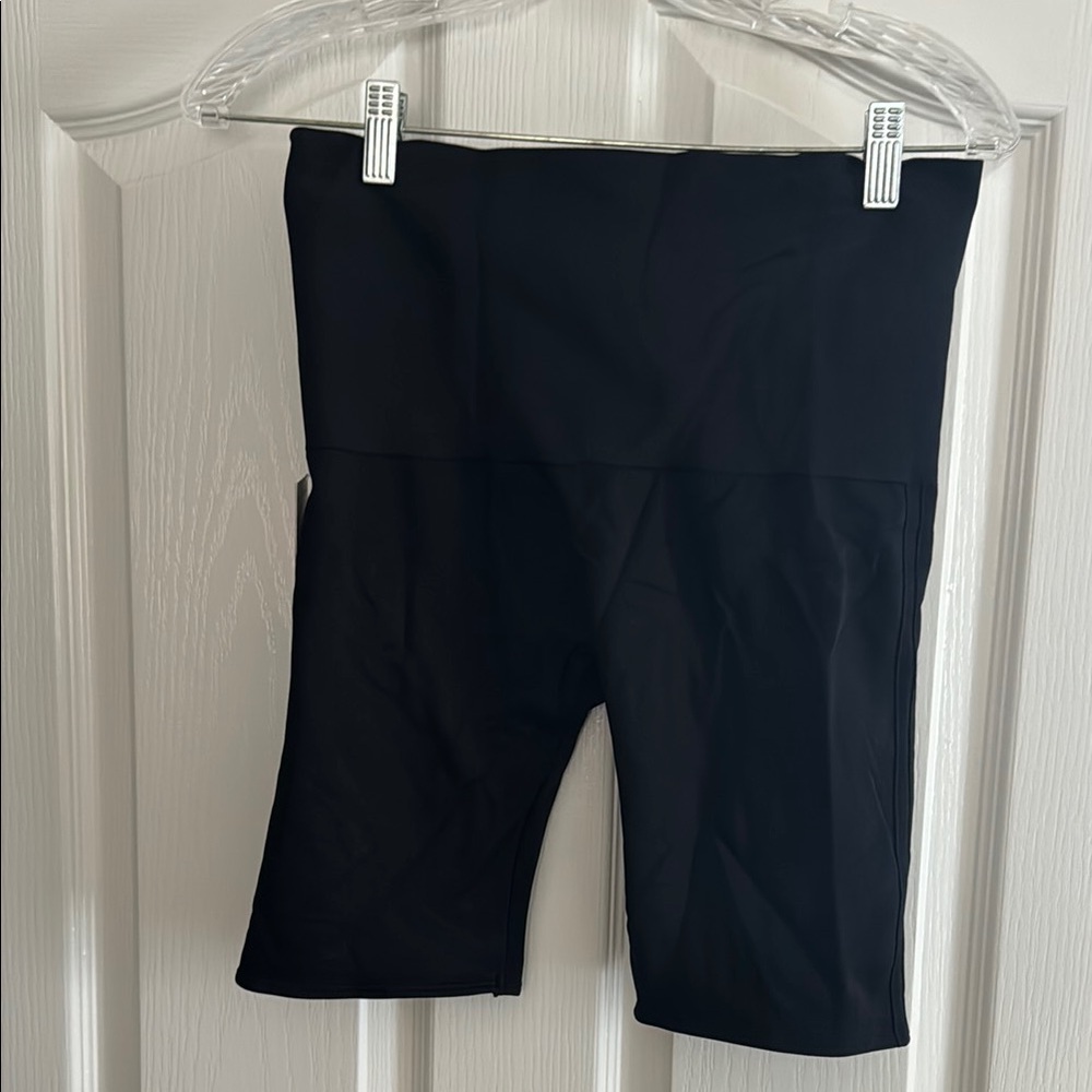 Spanx Women's Shorts